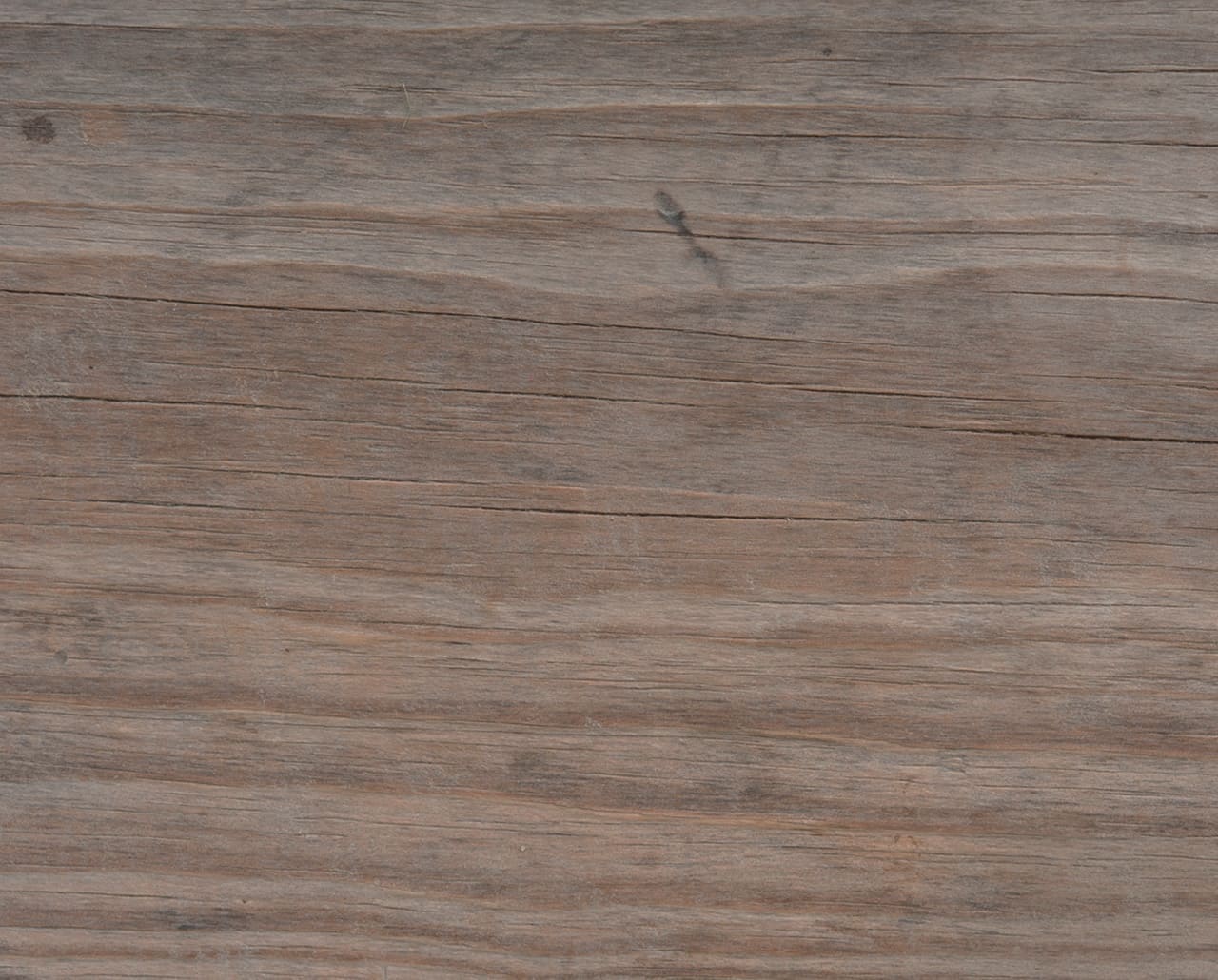 une planche de bois grise