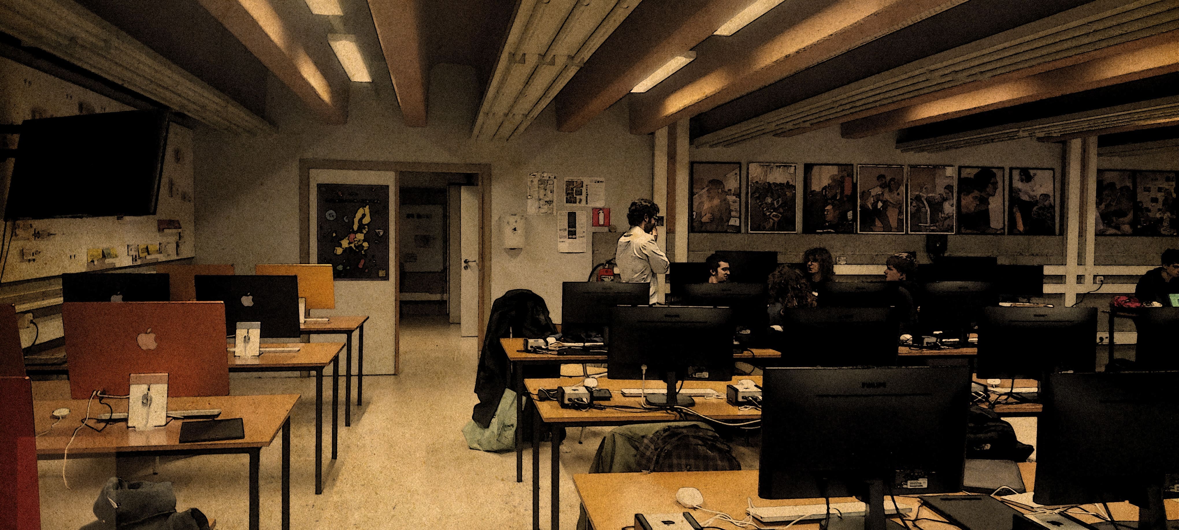 une photo de la classe b-74